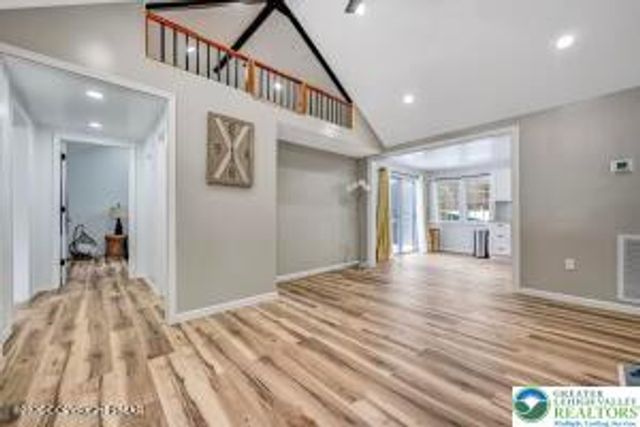 8 Buttonwood Road, Kidder Twp, PA 18624