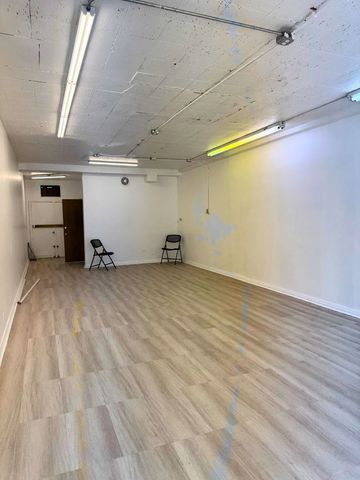 6259 W Belmont Avenue, Chicago, IL 60634