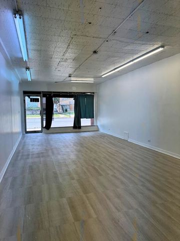 6259 W Belmont Avenue, Chicago, IL 60634