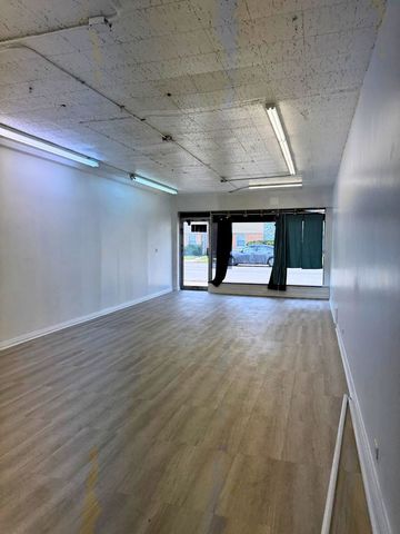 6259 W Belmont Avenue, Chicago, IL 60634