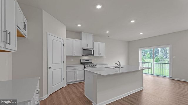 159 LITTLEWORTH MILL RD, Manahawkin, NJ 08050