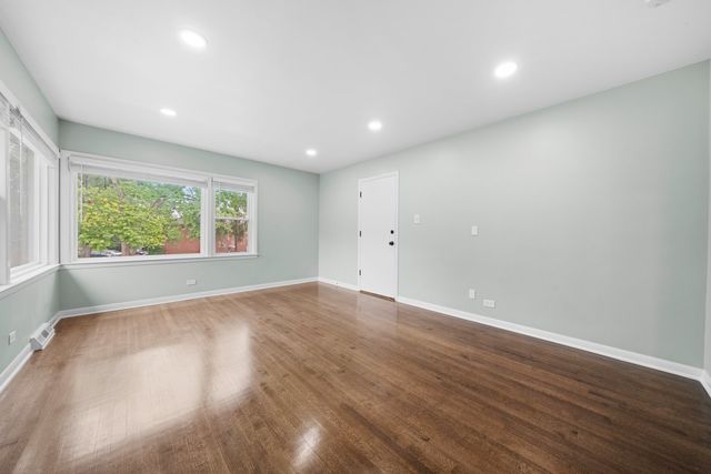 10537 Austin Avenue 2, Chicago Ridge, IL 60415