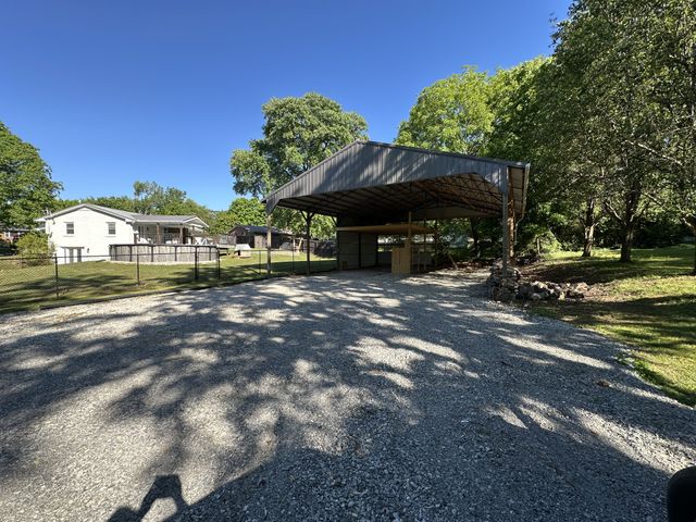 175 Epperson Ave, Cookeville, TN 38506