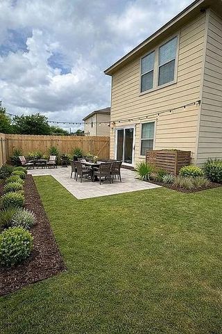 5211 Viewpoint DR, Austin, TX 78744