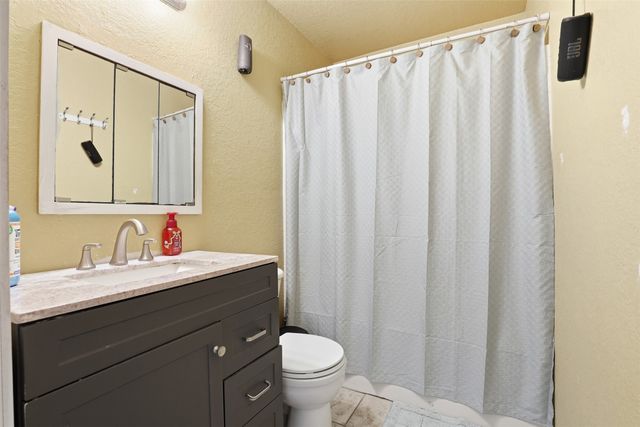 201 Eastland Street, Cleburne, TX 76031