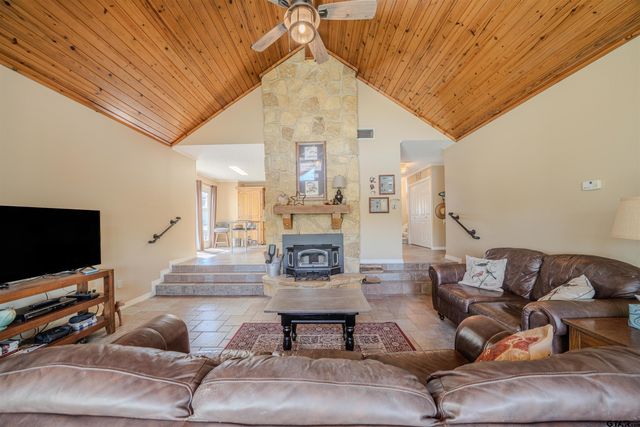 343 N CR 2938, Pittsburg, TX 75686