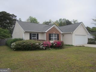 6285 Huntcliff Drive, Flowery Branch, GA 30542