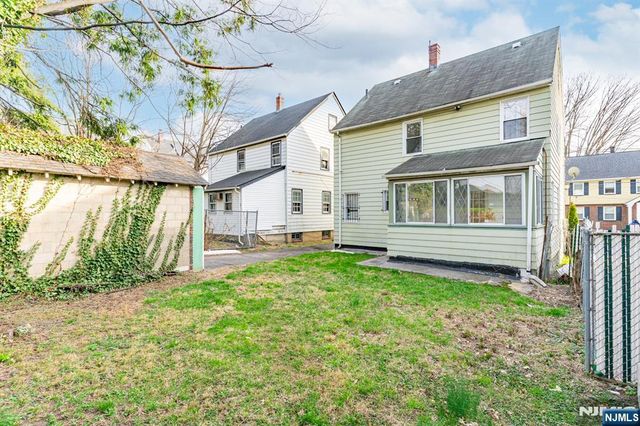 327 Field Place, Hillside, NJ 07205