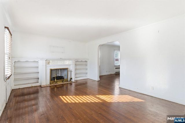 327 Field Place, Hillside, NJ 07205