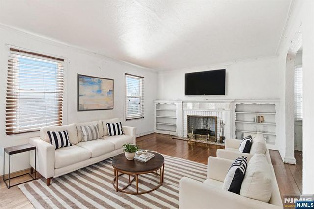 327 Field Place, Hillside, NJ 07205