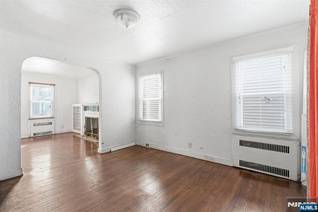 327 Field Place, Hillside, NJ 07205