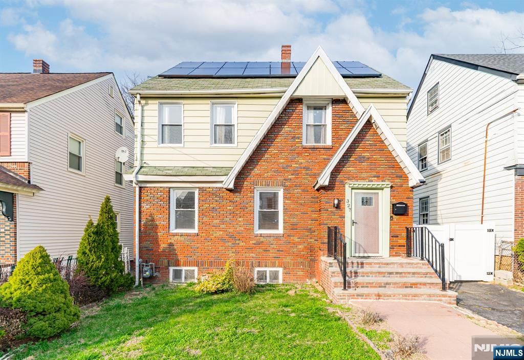 327 Field Place, Hillside, NJ 07205