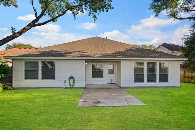 10411 Thornhurn Court, Houston, TX 77065