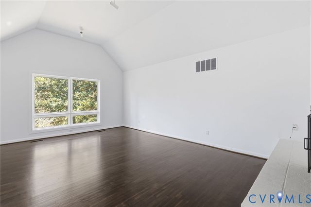 102 Grattan Rd, Richmond, VA 23229