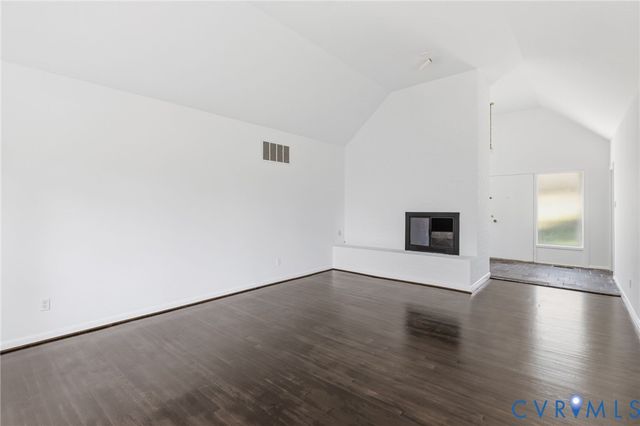 102 Grattan Rd, Richmond, VA 23229