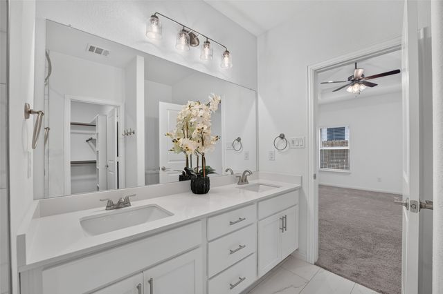 2404 Macon Street, Dallas, TX 75215