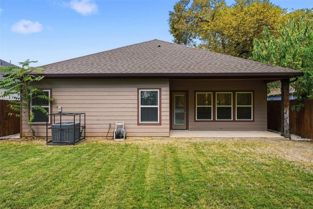 2404 Macon Street, Dallas, TX 75215
