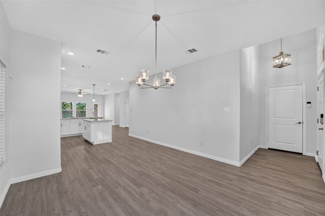 2404 Macon Street, Dallas, TX 75215