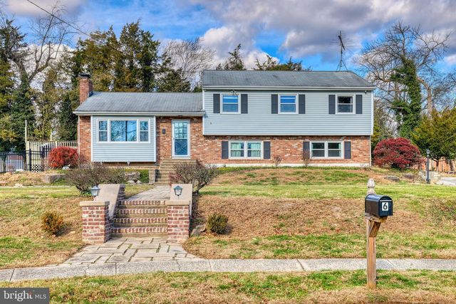 6 VAN GOGH CT, Trenton, NJ 08618