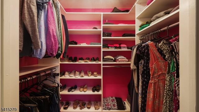 27 Potomac Dr 27, Bernards Twp., NJ 07920