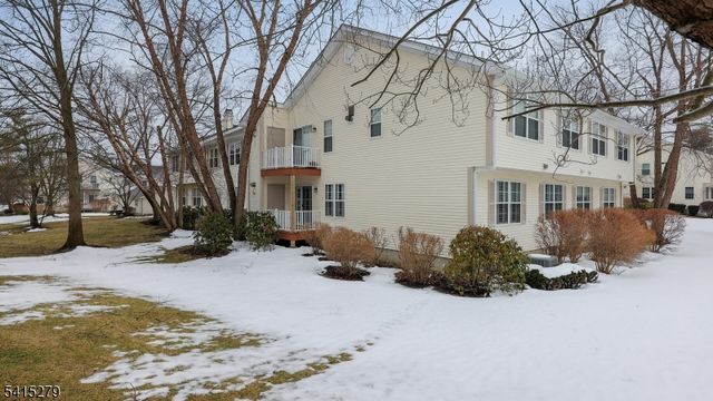 27 Potomac Dr 27, Bernards Twp., NJ 07920