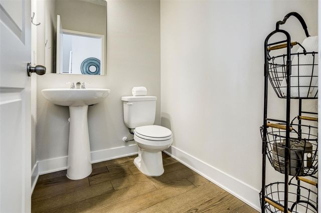 2716 13TH AVENUE N, St Petersburg, FL 33713