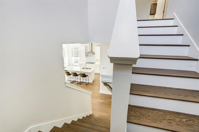 2716 13TH AVENUE N, St Petersburg, FL 33713