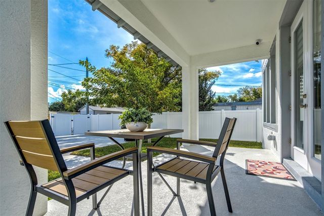 2716 13TH AVENUE N, St Petersburg, FL 33713