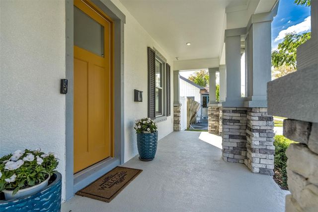 2716 13TH AVENUE N, St Petersburg, FL 33713