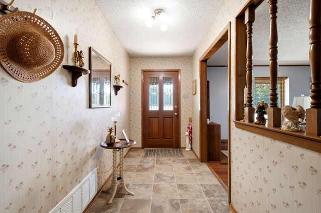 706 Squires Lane, Krugerville, TX 76227