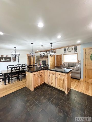 11766 N 75th E, Idaho Falls, ID 83401