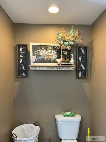 11766 N 75th E, Idaho Falls, ID 83401