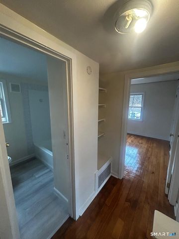 76-78 Higbie Drive, East Hartford, CT 06108
