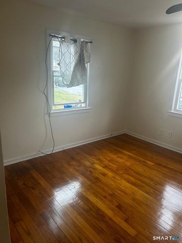 76-78 Higbie Drive, East Hartford, CT 06108