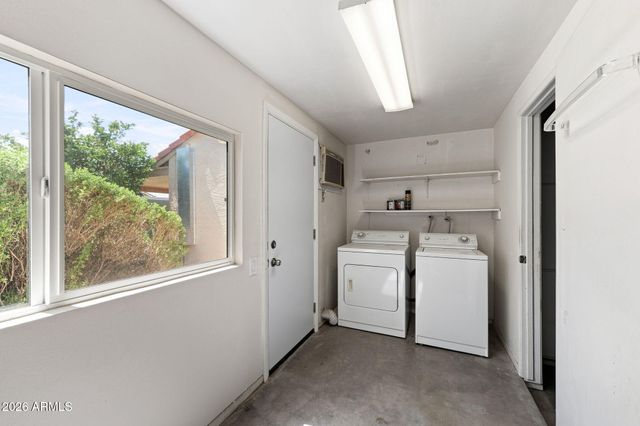 258 LEISURE WORLD --, Mesa, AZ 85206