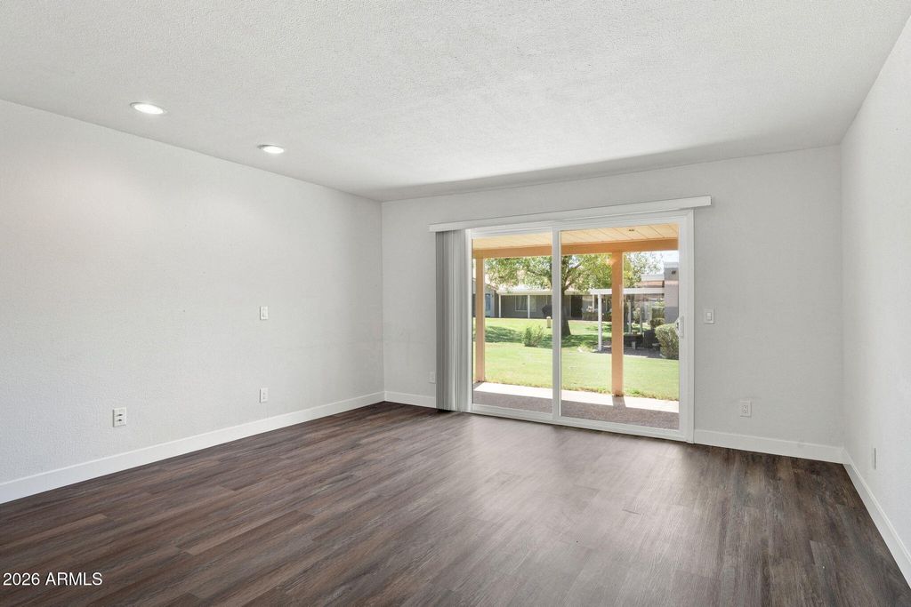258 LEISURE WORLD --, Mesa, AZ 85206 — photo 5
