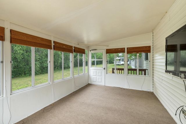 57 Sagewood Circle, Hooksett, NH 03106