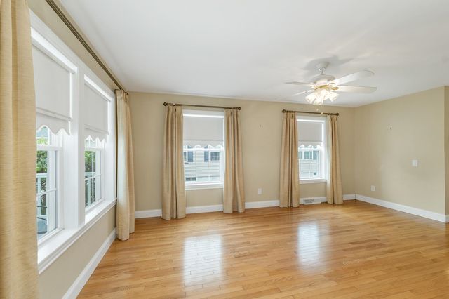 57 Sagewood Circle, Hooksett, NH 03106
