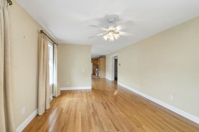 57 Sagewood Circle, Hooksett, NH 03106