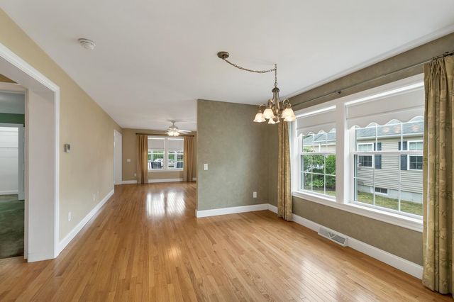 57 Sagewood Circle, Hooksett, NH 03106