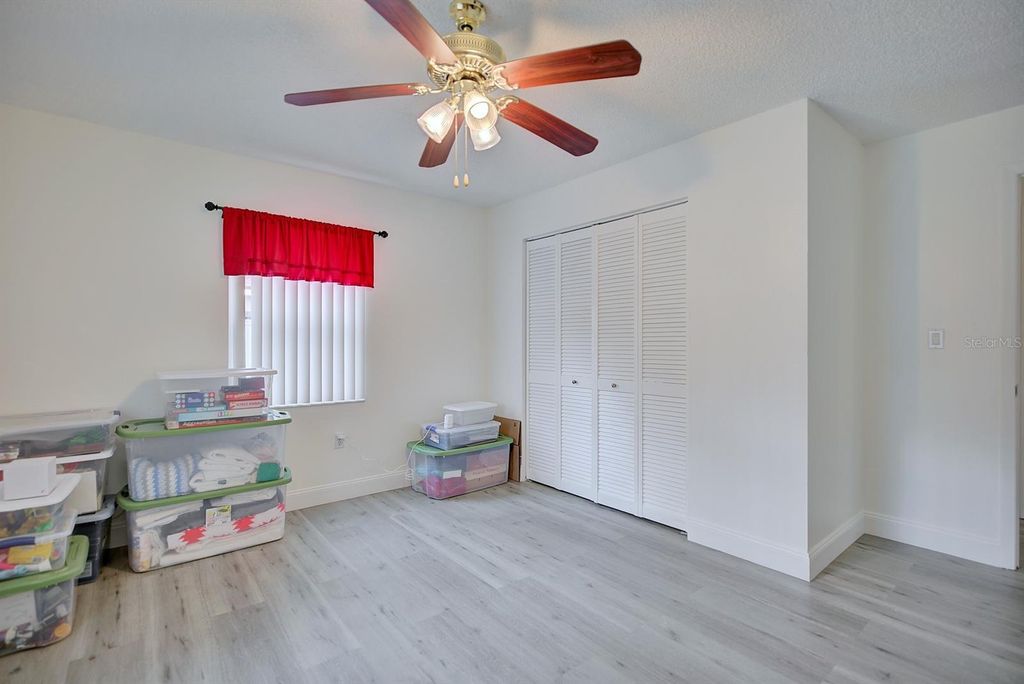 Image 17 of property listing at 206 ARIANA PLACE, Auburndale, FL 33823