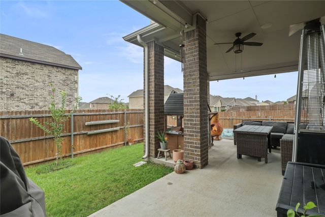 6152 Cobbetts Pond Lane, Fort Worth, TX 76179