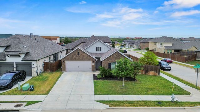 6152 Cobbetts Pond Lane, Fort Worth, TX 76179