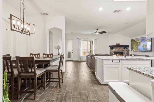 6152 Cobbetts Pond Lane, Fort Worth, TX 76179
