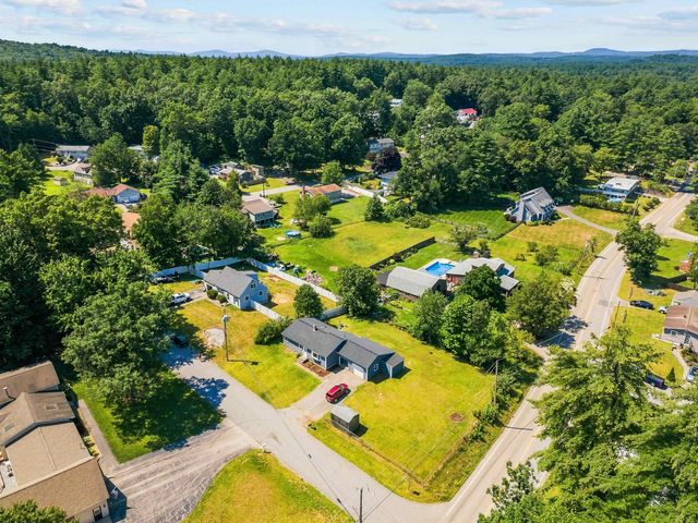 1 Wallace Drive, Merrimack, NH 03054