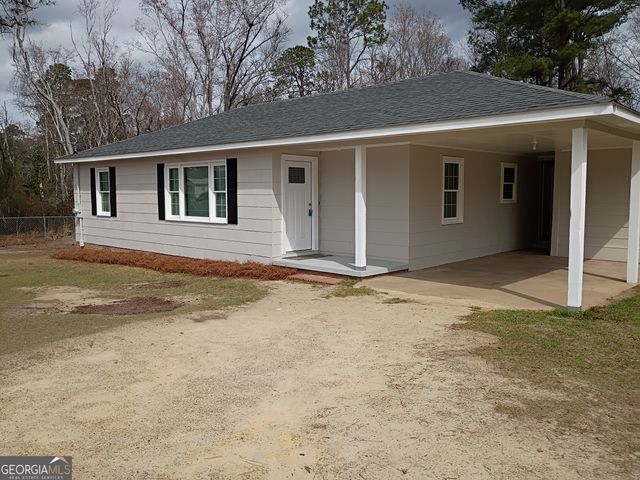 624 Thompson Road, Swainsboro, GA 30401