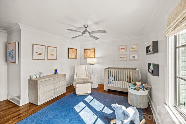 1935 Queens Road W, Charlotte, NC 28207