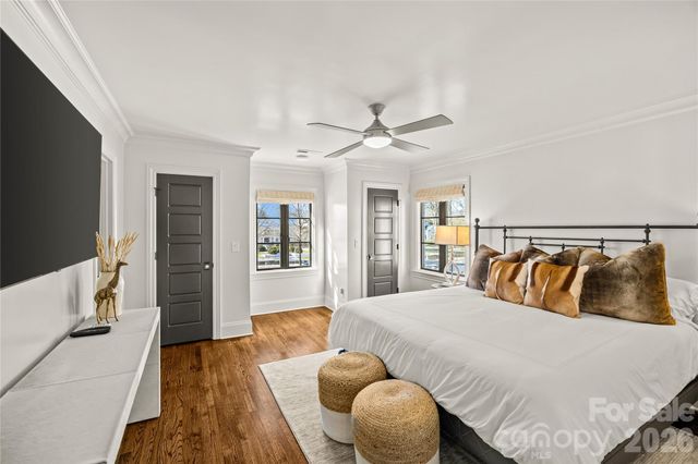 1935 Queens Road W, Charlotte, NC 28207