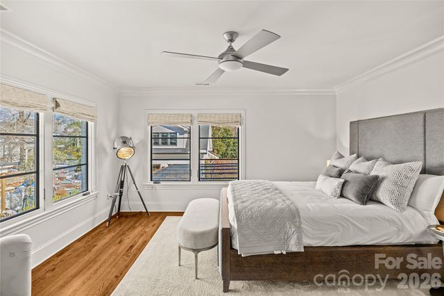 1935 Queens Road W, Charlotte, NC 28207