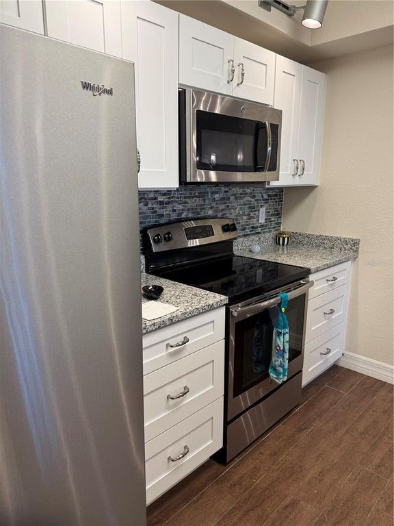 Image 14 of property listing at 5300 SOUTH ATLANTIC AVENUE 19406, New Smyrna Beach, FL 32169
